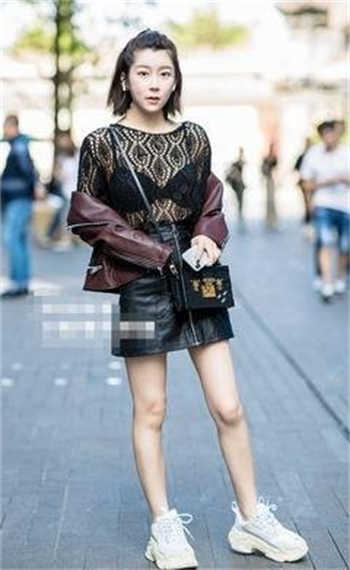 老师和学生打扑克视频软件