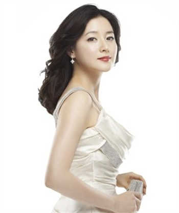 天美安以晨