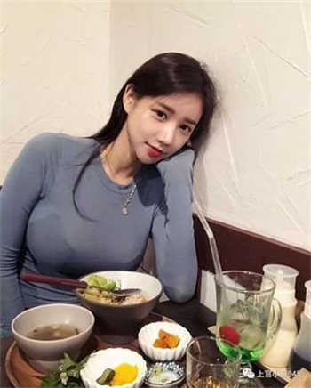 团子毛衣少女三分钟