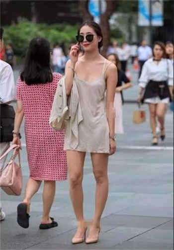 两个小子姨2中文