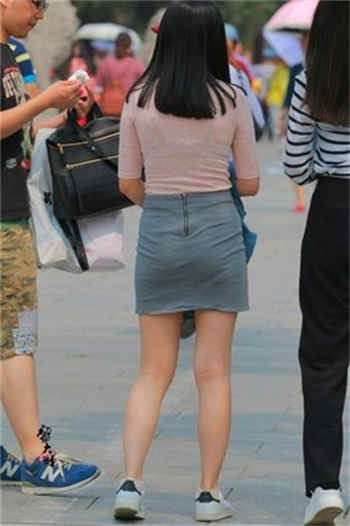 主角是房东的后宫小说