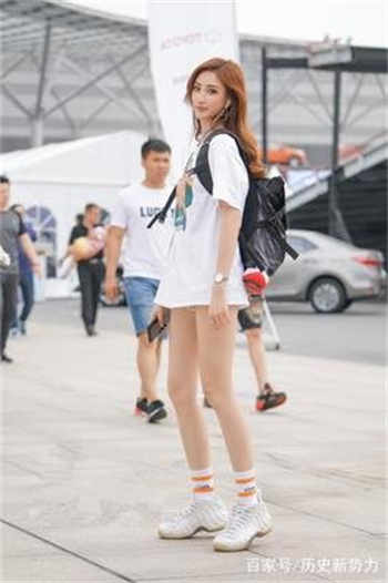 果冻传媒旗下艺人聂小倩