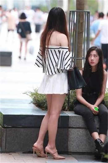 李yoyo全部聊天记录在线