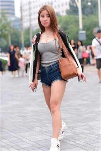 第一宠婚恶魔帝少强娶妻