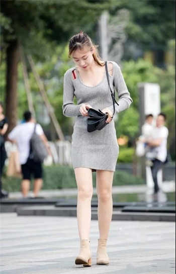 艾玛女王探喉制精