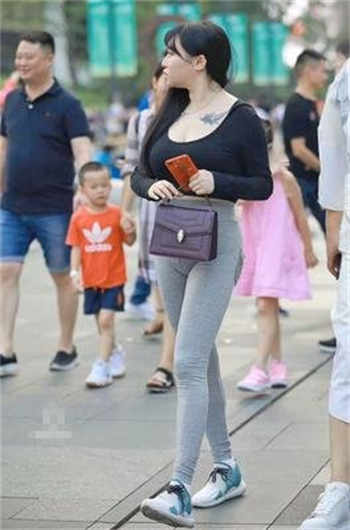 墨少老婆超级甜一萌小莫