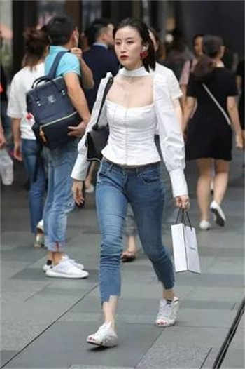 散漫同学的生活安卓汉化