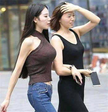 买房女销售能跟我睡吗