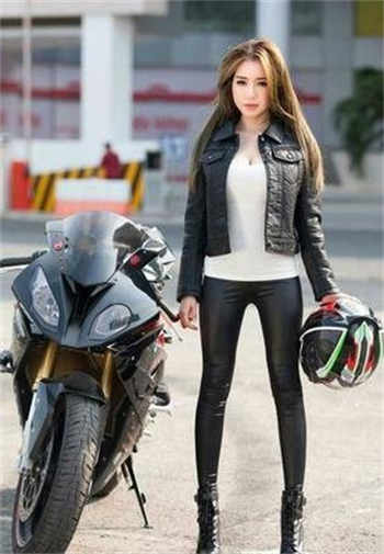 单亲妈妈带着孩子